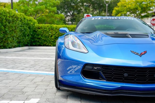 Used 2016 Chevrolet Corvette Z06 w/ 3LZ Preferred Equipment Group RWD image 6