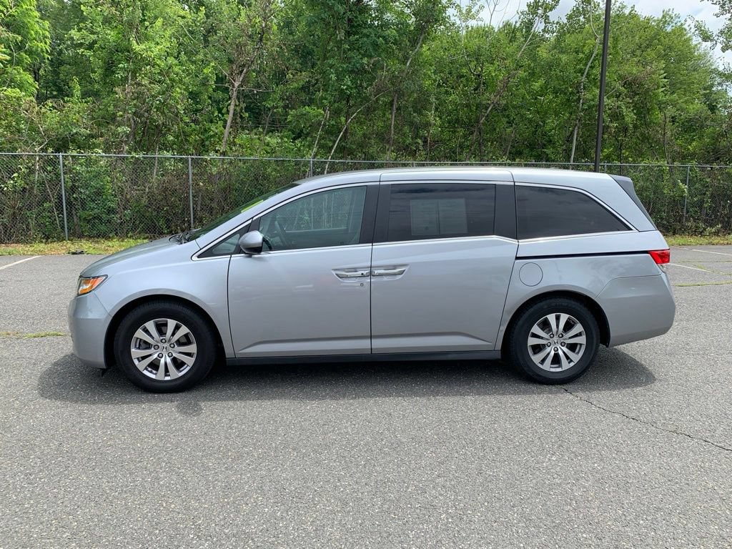 Used 2016 Honda Odyssey SE image 5