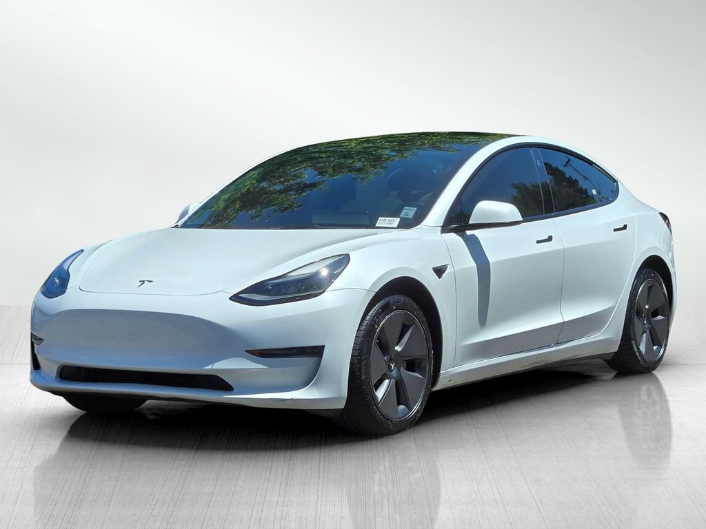 Used 2023 Tesla Model 3 Standard Range RWD image 9