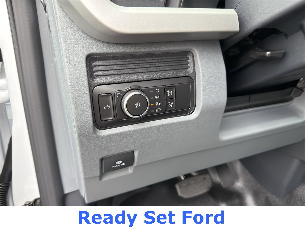 New 2026 Ford F350 XL w/ FX4 Off-Road Package image 16