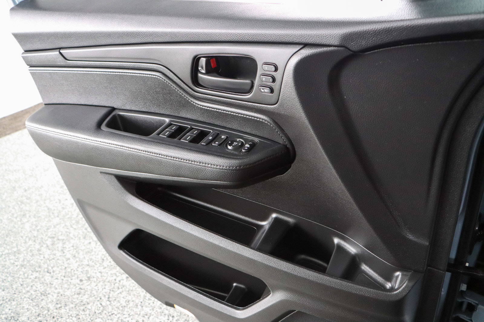Used 2024 Honda Odyssey Sport image 22
