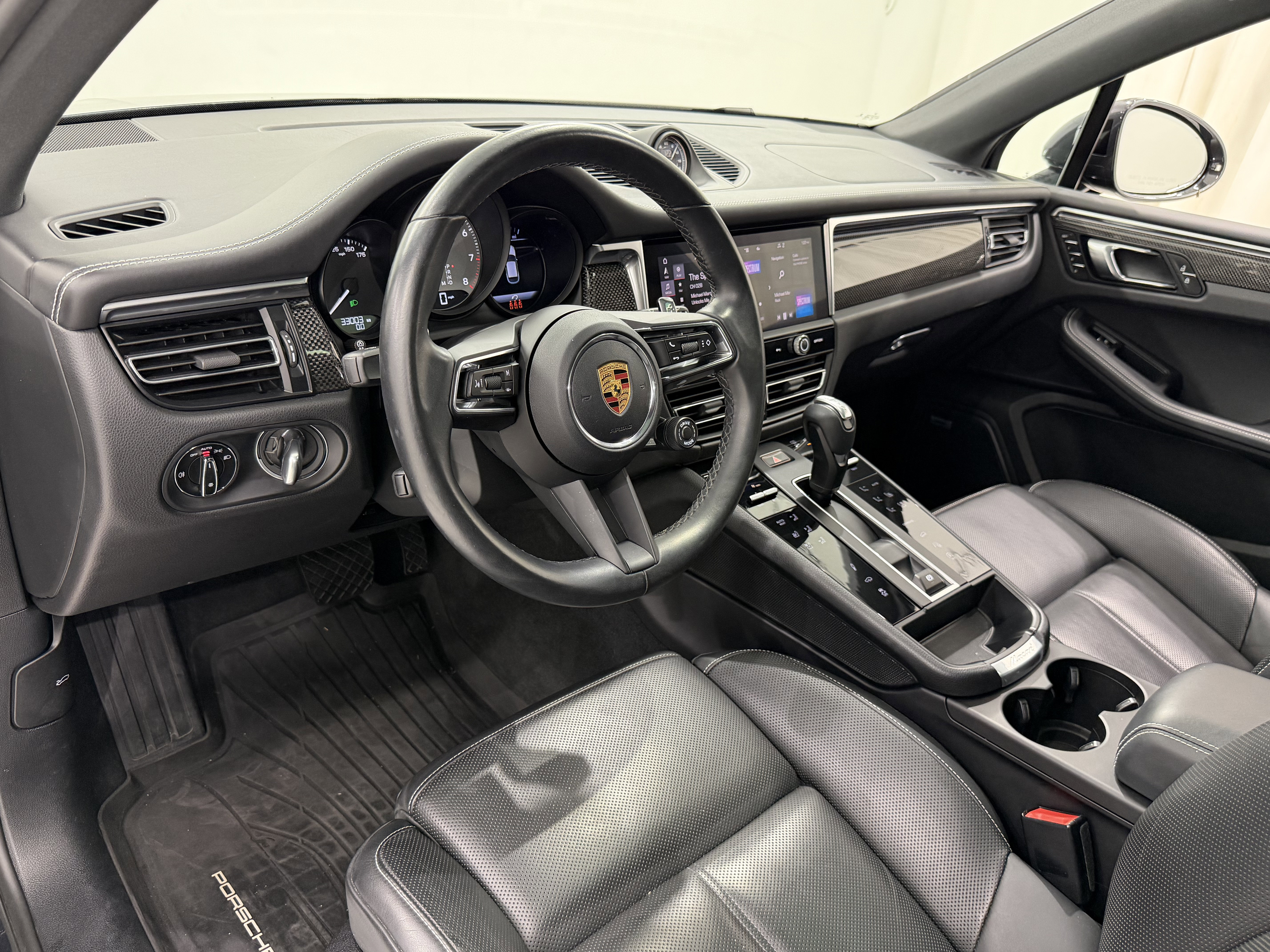 Certified 2022 Porsche Macan S AWD/4WD image 26
