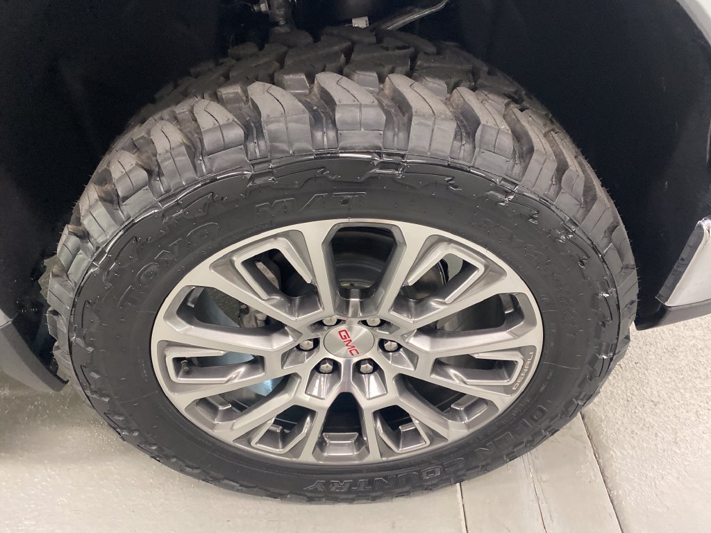 New 2026 GMC Sierra 1500 SLT w/ SLT Premium Plus Package AWD/4WD image 5