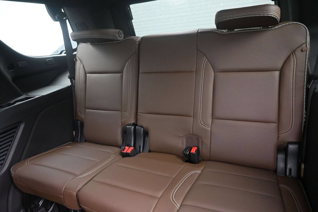 Used 2022 Chevrolet Tahoe High Country AWD/4WD image 15