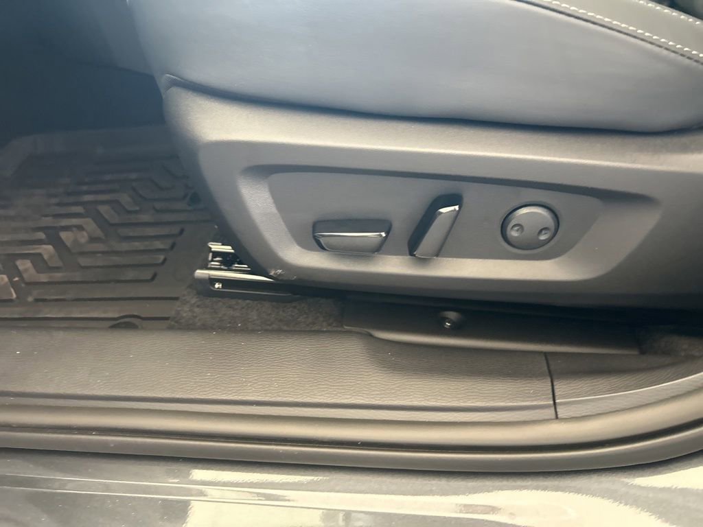 New 2026 Mitsubishi Outlander SE image 42