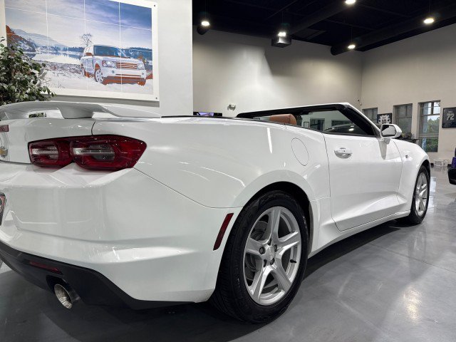 Used 2021 Chevrolet Camaro LT RWD image 32