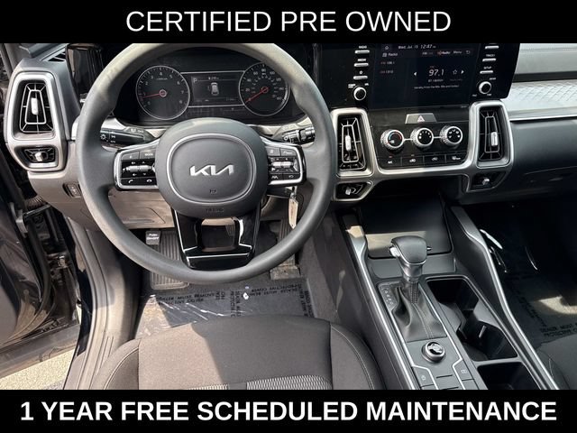 Used 2023 Kia Sorento LX FWD image 17