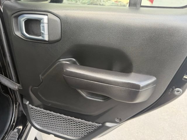 Used 2021 Jeep Wrangler Unlimited Sport AWD/4WD image 43
