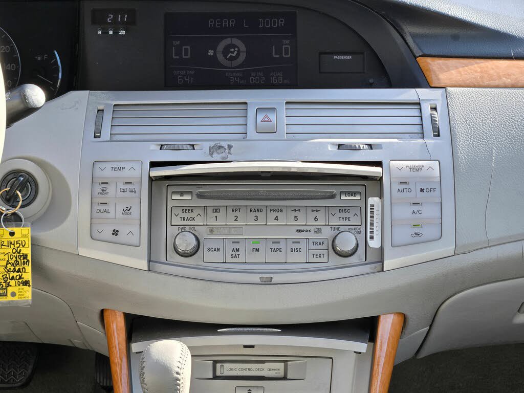 Used 2006 Toyota Avalon XLS FWD image 22