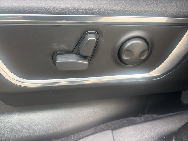 Used 2026 RAM 1500 Laramie image 7