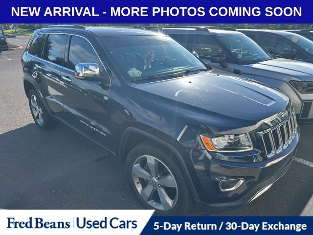 Used 2015 Jeep Grand Cherokee Limited w/ Trailer Tow Group IV AWD/4WD image 13