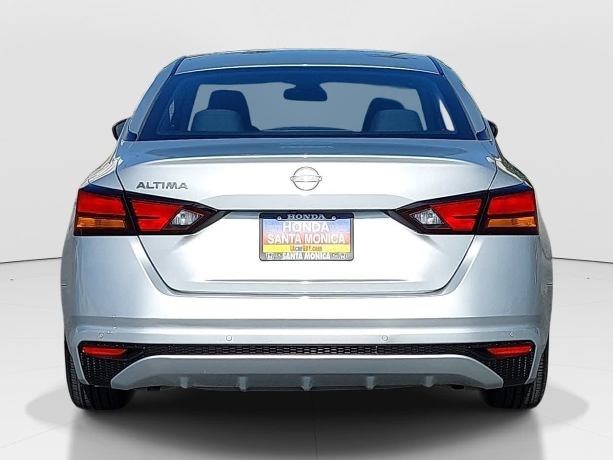 Used 2024 Nissan Altima 2.5 S image 6