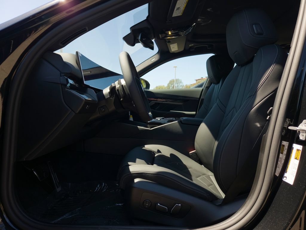 New 2027 BMW 530i w/ M Sport Package RWD image 6