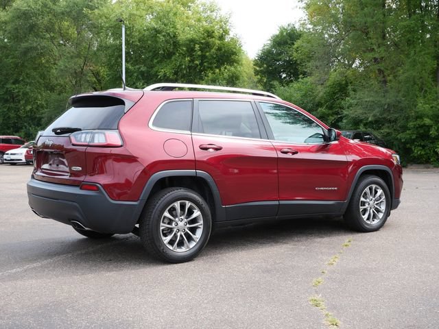 Used 2019 Jeep Cherokee Latitude Plus w/ Cold Weather Group FWD image 5