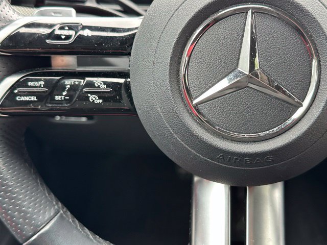 Used 2024 Mercedes-Benz GLC 300 4MATIC image 20