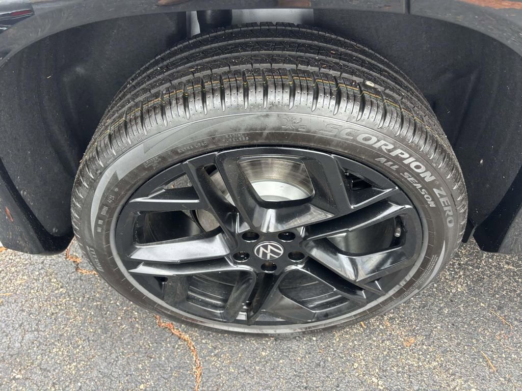 New 2026 Volkswagen Tiguan SE R-Line image 10