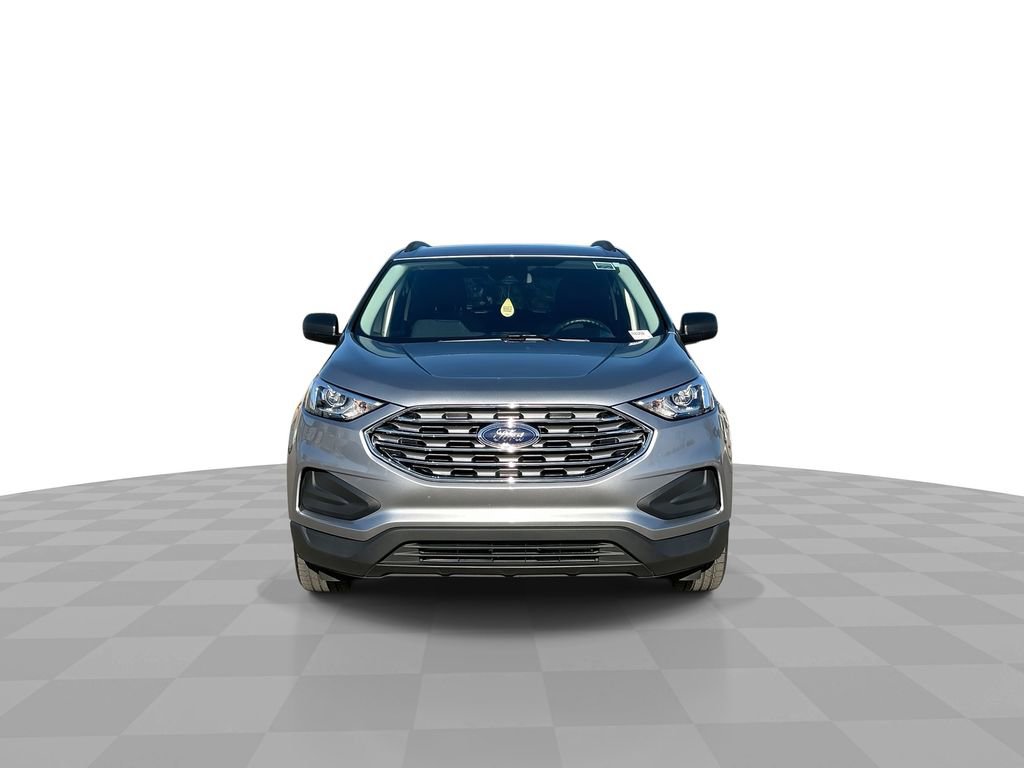 Used 2022 Ford Edge SE image 3