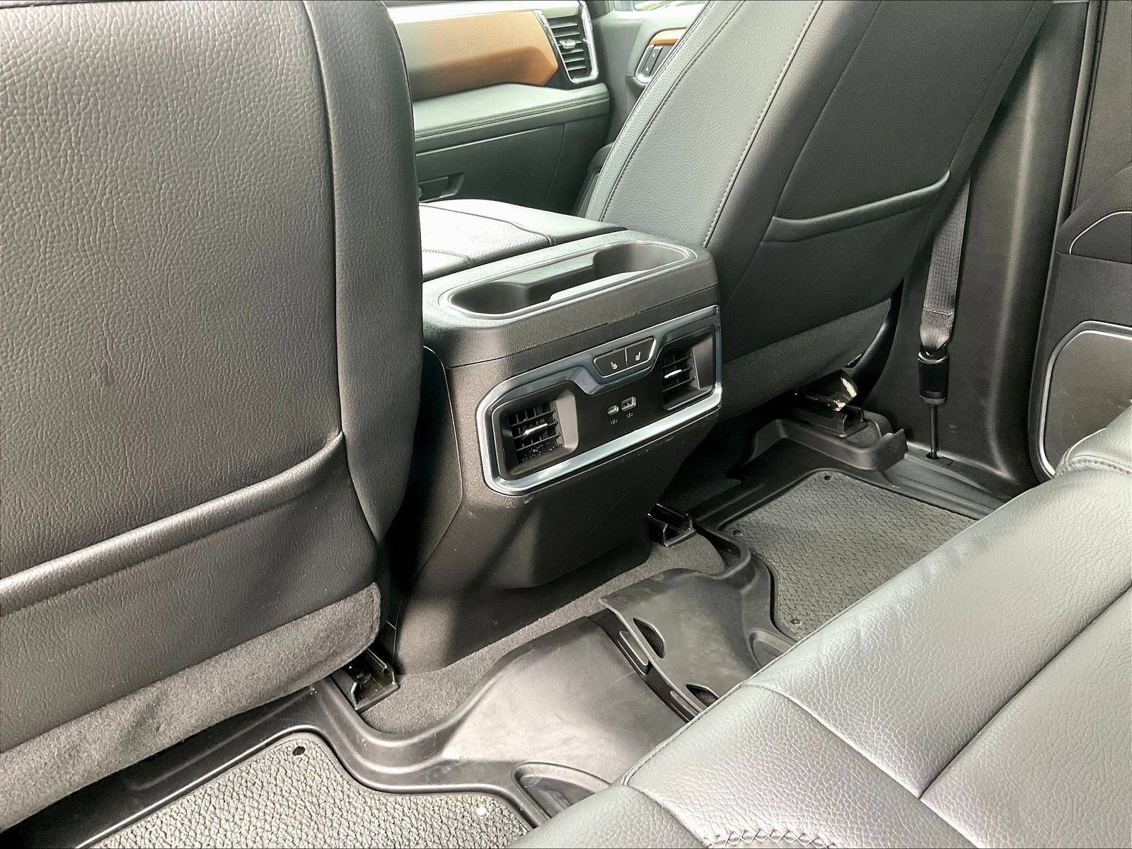 Used 2023 GMC Sierra 1500 Denali AWD/4WD image 13