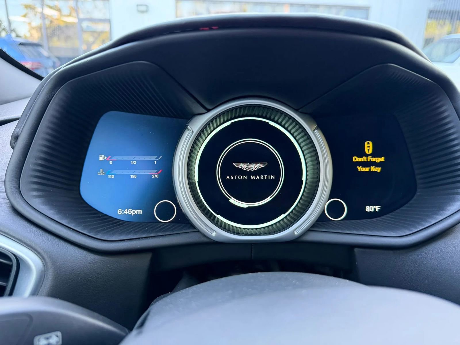 Used 2018 Aston Martin DB11 V12 RWD image 24