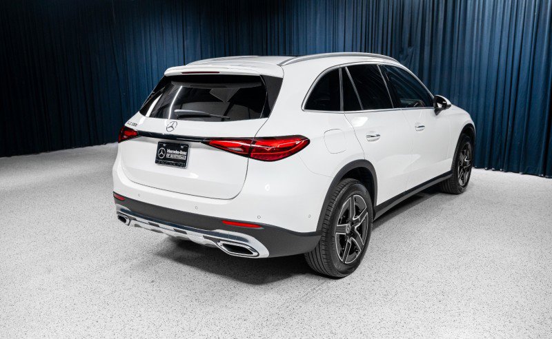 Certified 2026 Mercedes-Benz GLC 300 image 4