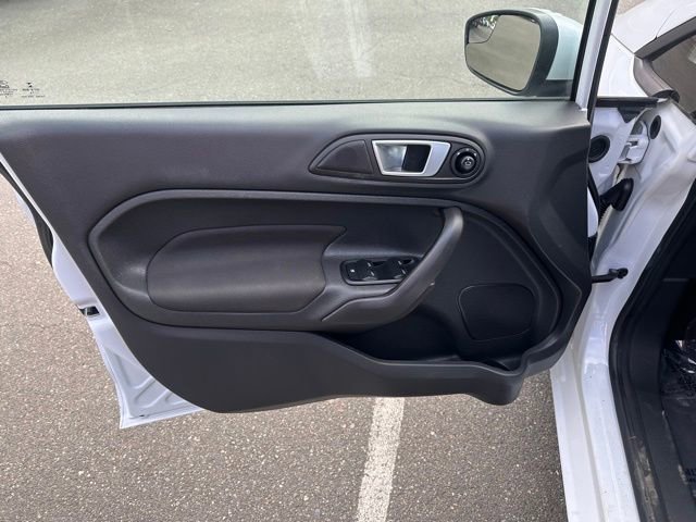 Used 2014 Ford Fiesta SE FWD image 16