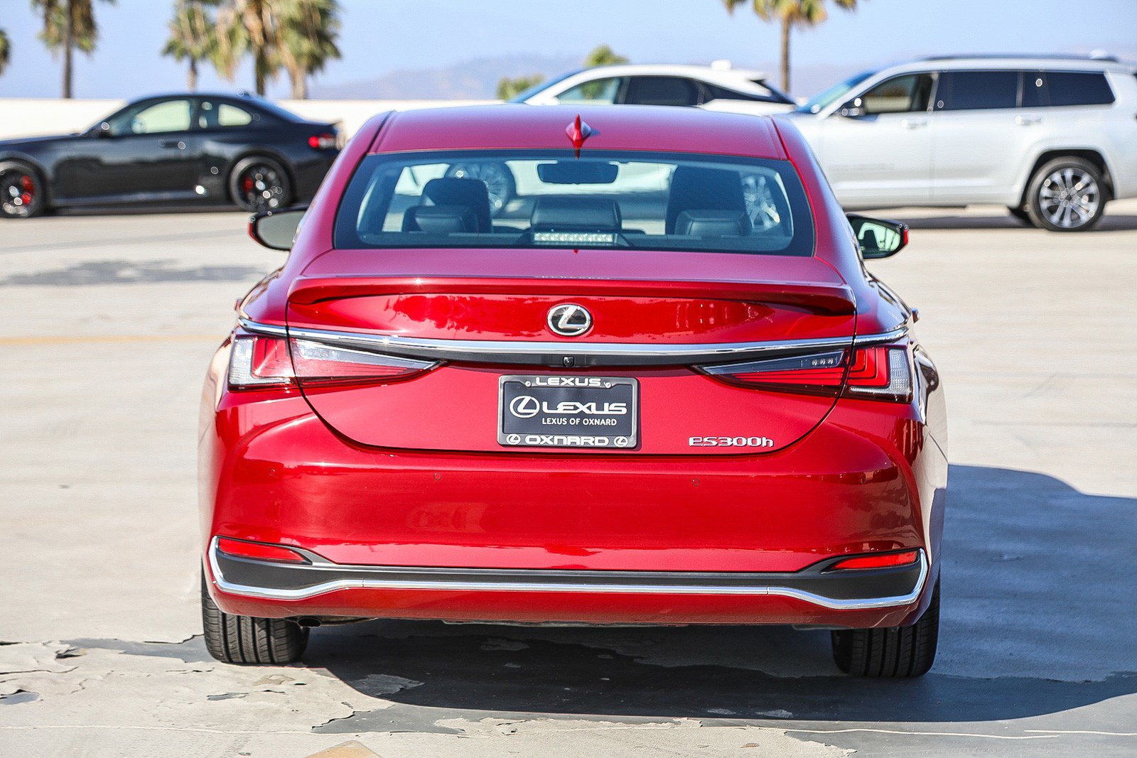 Used 2024 Lexus ES 300h w/ Accessory Package (Z2) FWD image 6
