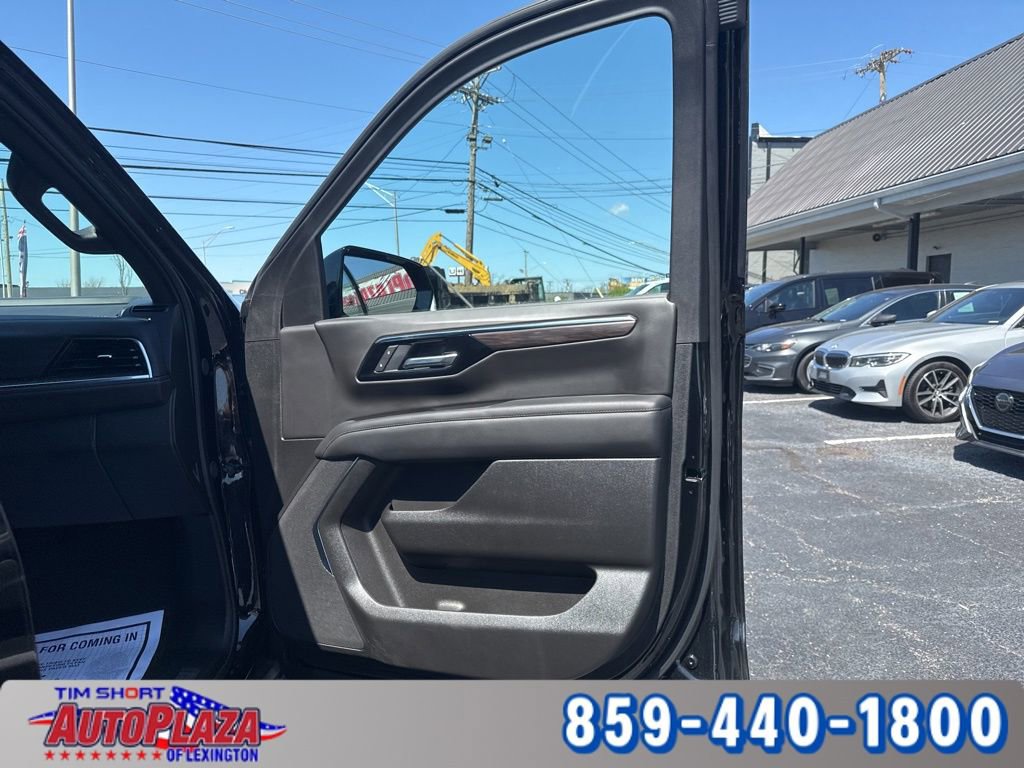 Used 2025 Chevrolet Tahoe Z71 AWD/4WD image 29
