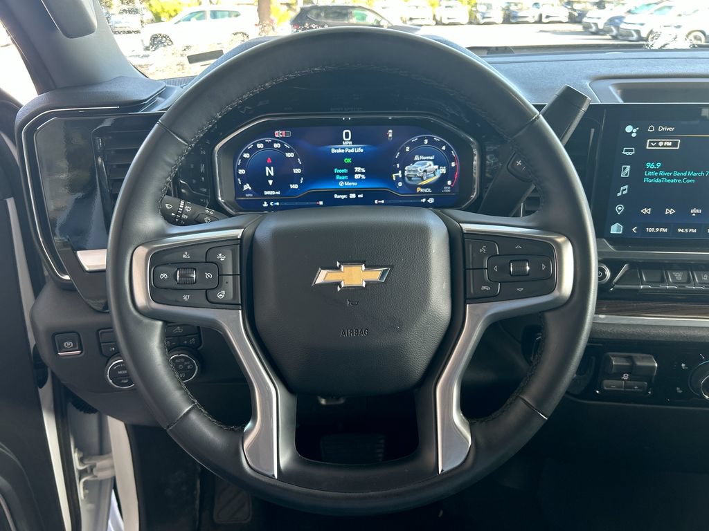 Used 2025 Chevrolet Silverado 2500 LT w/ Convenience Package AWD/4WD image 14