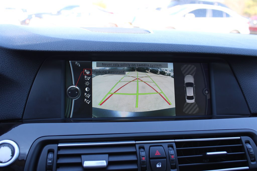 Used 2011 BMW 550i Sedan RWD image 24