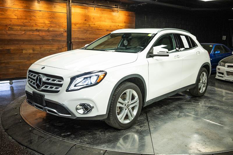 Used 2020 Mercedes-Benz GLA 250 4MATIC image 2