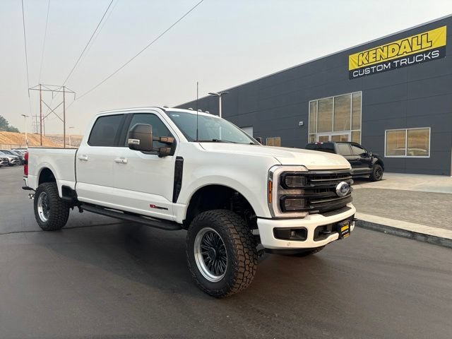 Used 2025 Ford F350 Platinum w/ Tremor Off-Road Package AWD/4WD image 2