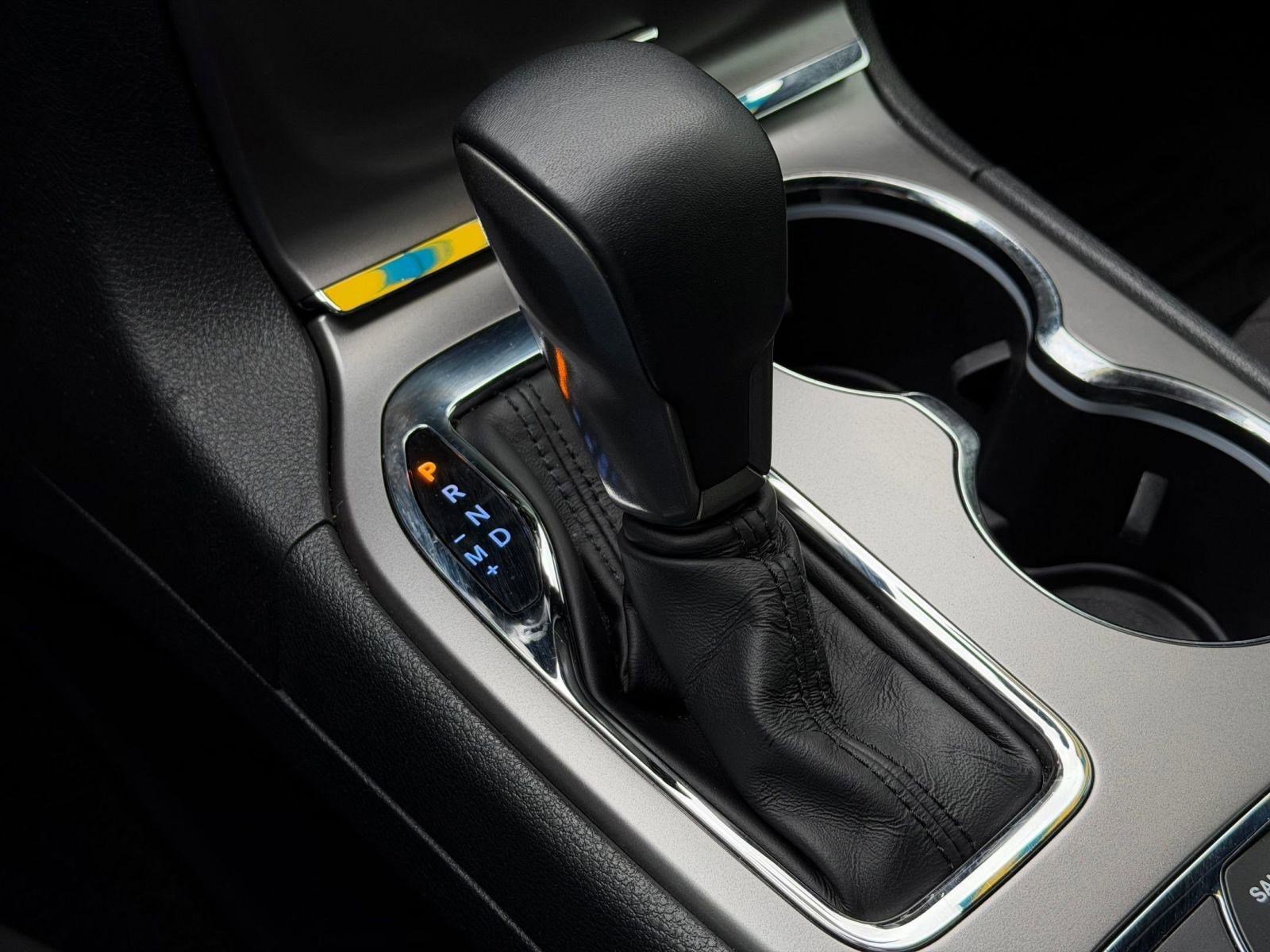 Used 2019 Jeep Grand Cherokee Laredo image 15