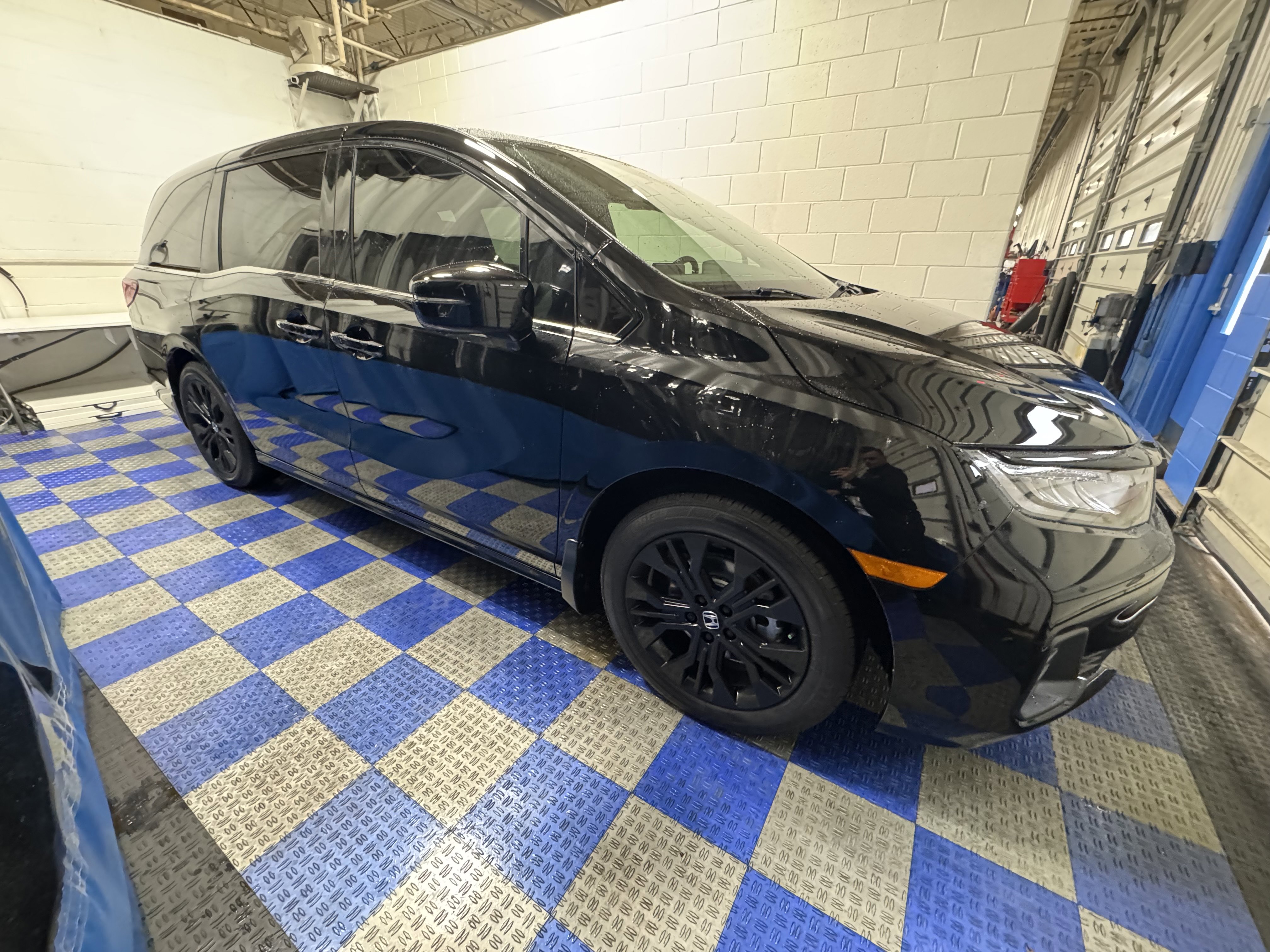 New 2026 Honda Odyssey Sport-L video 2