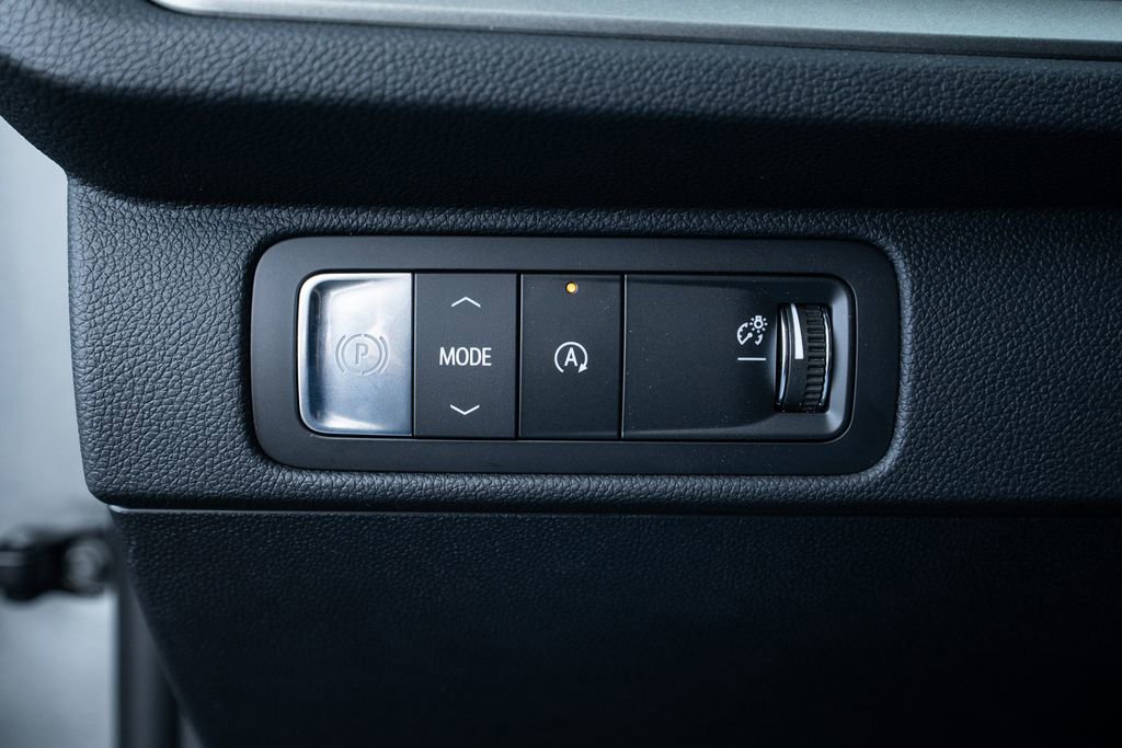 New 2026 Chevrolet Traverse LT w/ Midnight/Sport Edition image 21