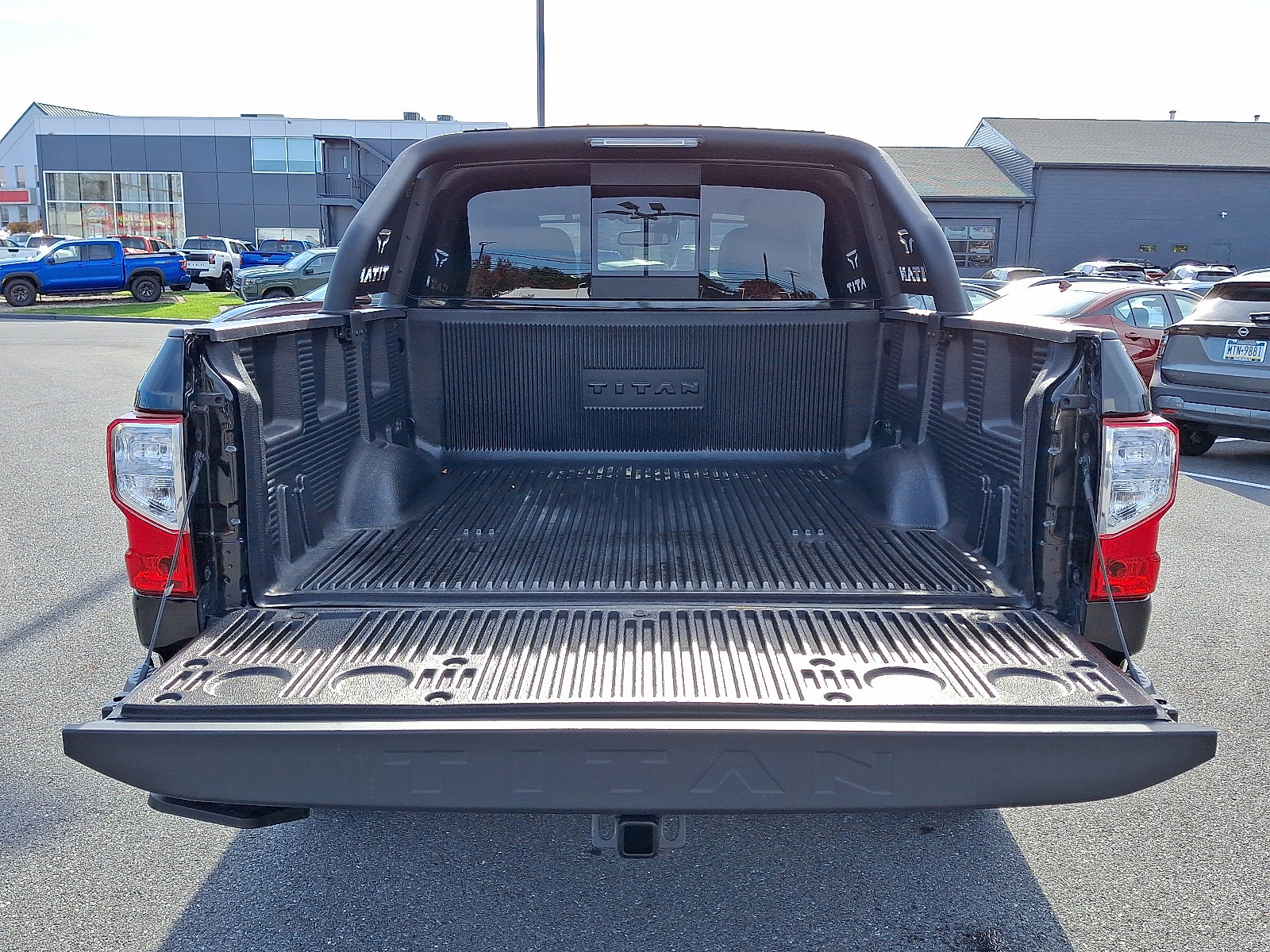 Certified 2024 Nissan Titan SV w/ SV Bronze Edition Package image 31