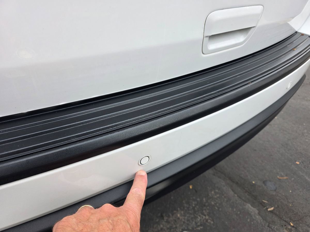 Used 2020 Jeep Grand Cherokee Laredo image 14