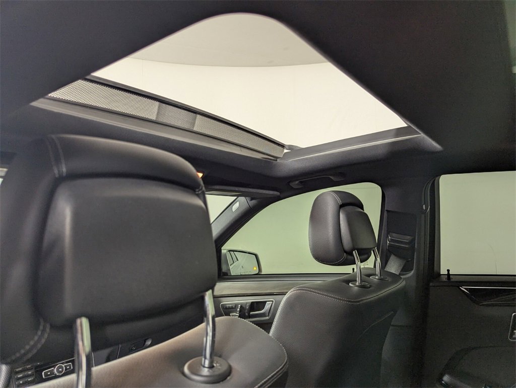 Used 2014 Mercedes-Benz E 350 Sedan image 27