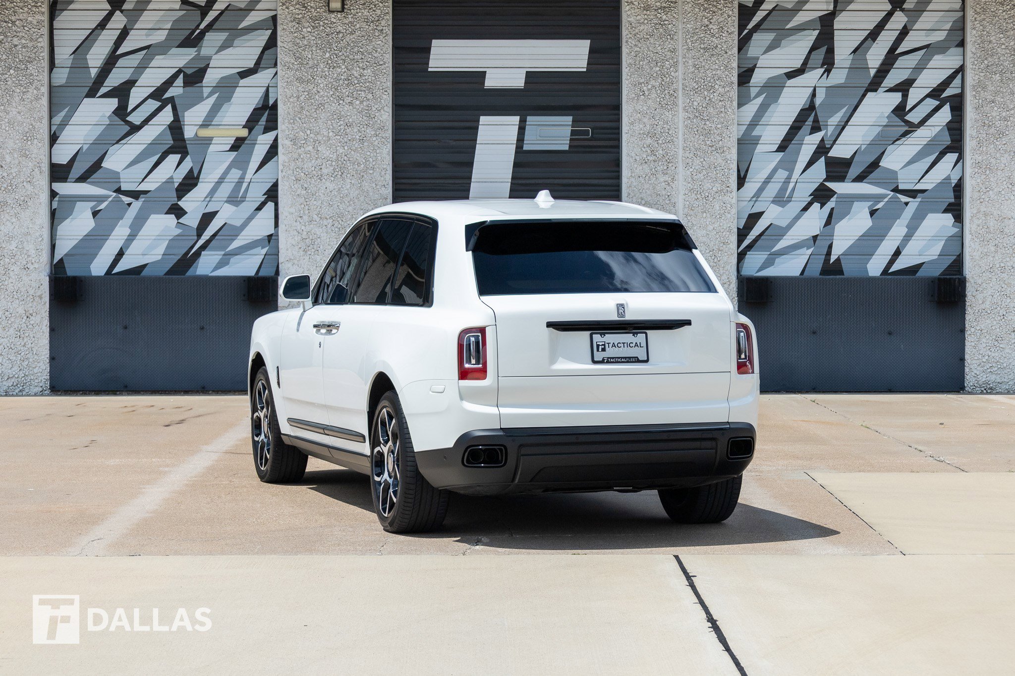Used 2022 Rolls-Royce Cullinan AWD/4WD image 12