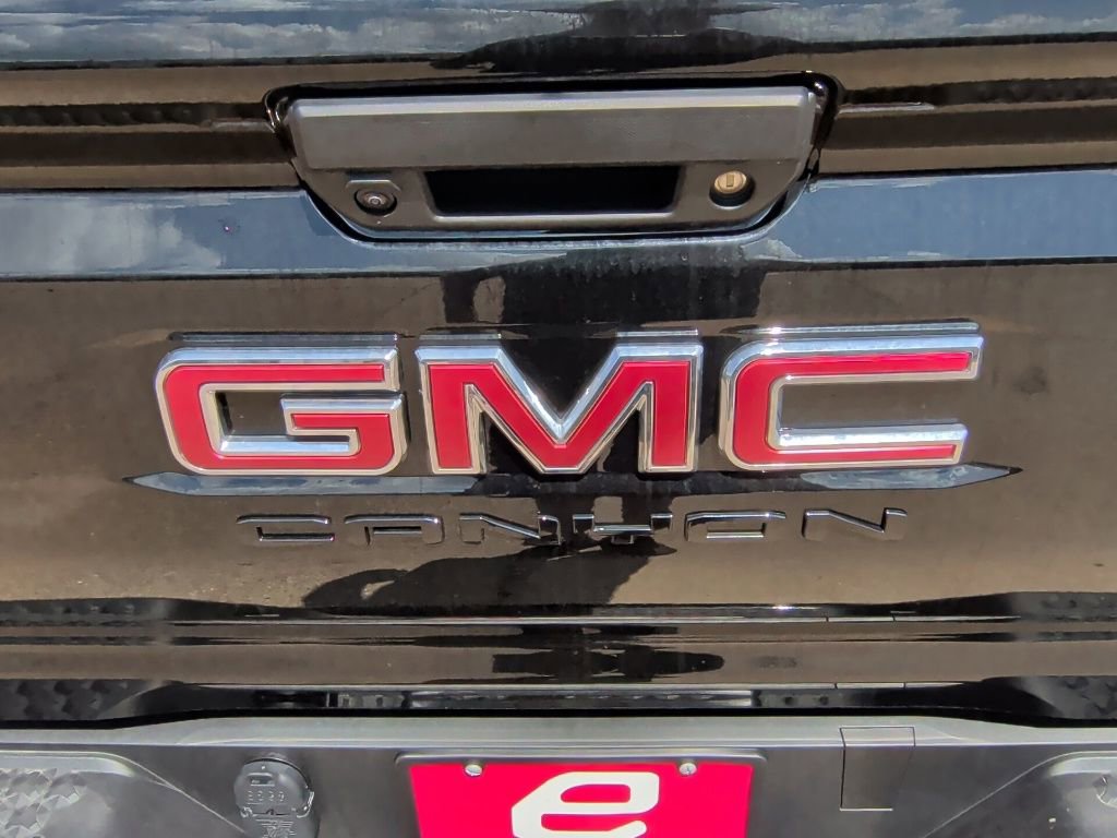 New 2025 GMC Canyon AT4 w/ Nightfall Edition image 41