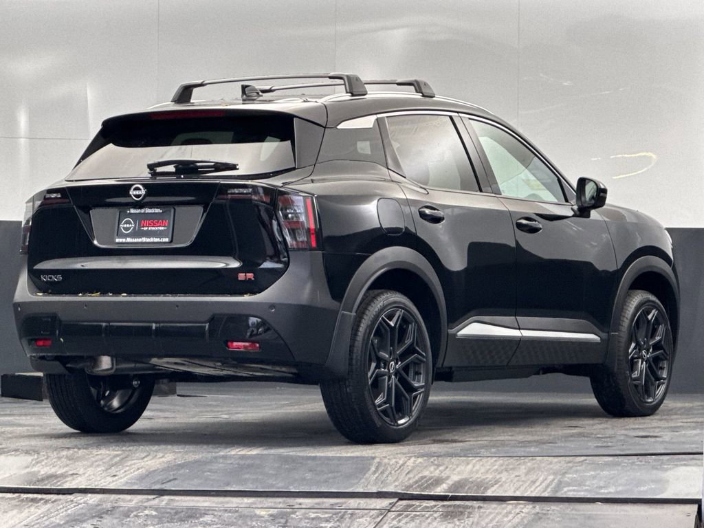 New 2026 Nissan Kicks SR w/ Illumination Package image 3