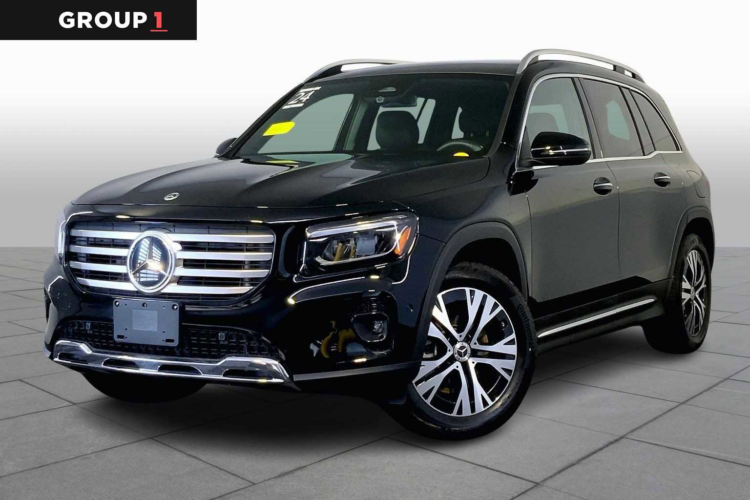 Used 2024 Mercedes-Benz GLB 250 4MATIC image 1