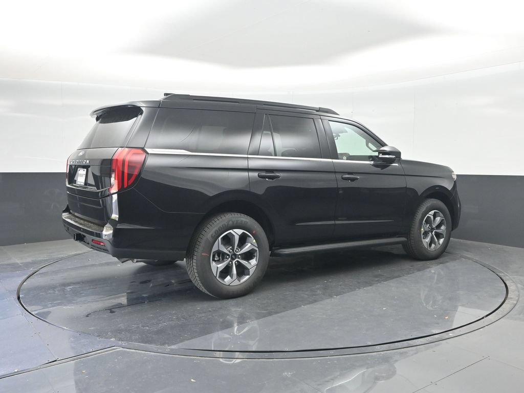 New 2027 Ford Expedition Active RWD image 15
