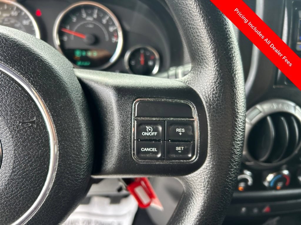 Used 2014 Jeep Wrangler Sport AWD/4WD image 7