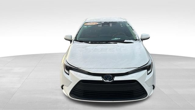 Used 2024 Toyota Corolla LE image 7
