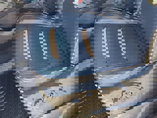 Used 2024 GMC Yukon XL AT4 image 25