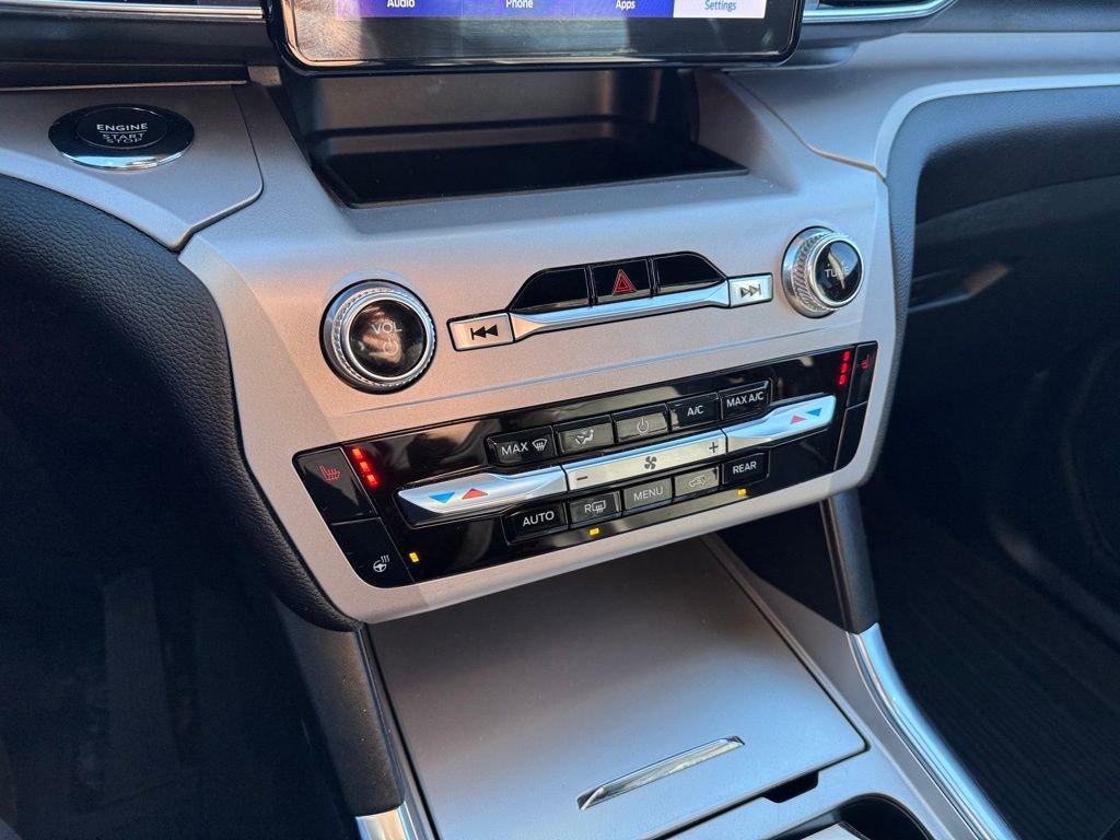 Certified 2023 Ford Explorer XLT w/ Equipment Group 202A image 20