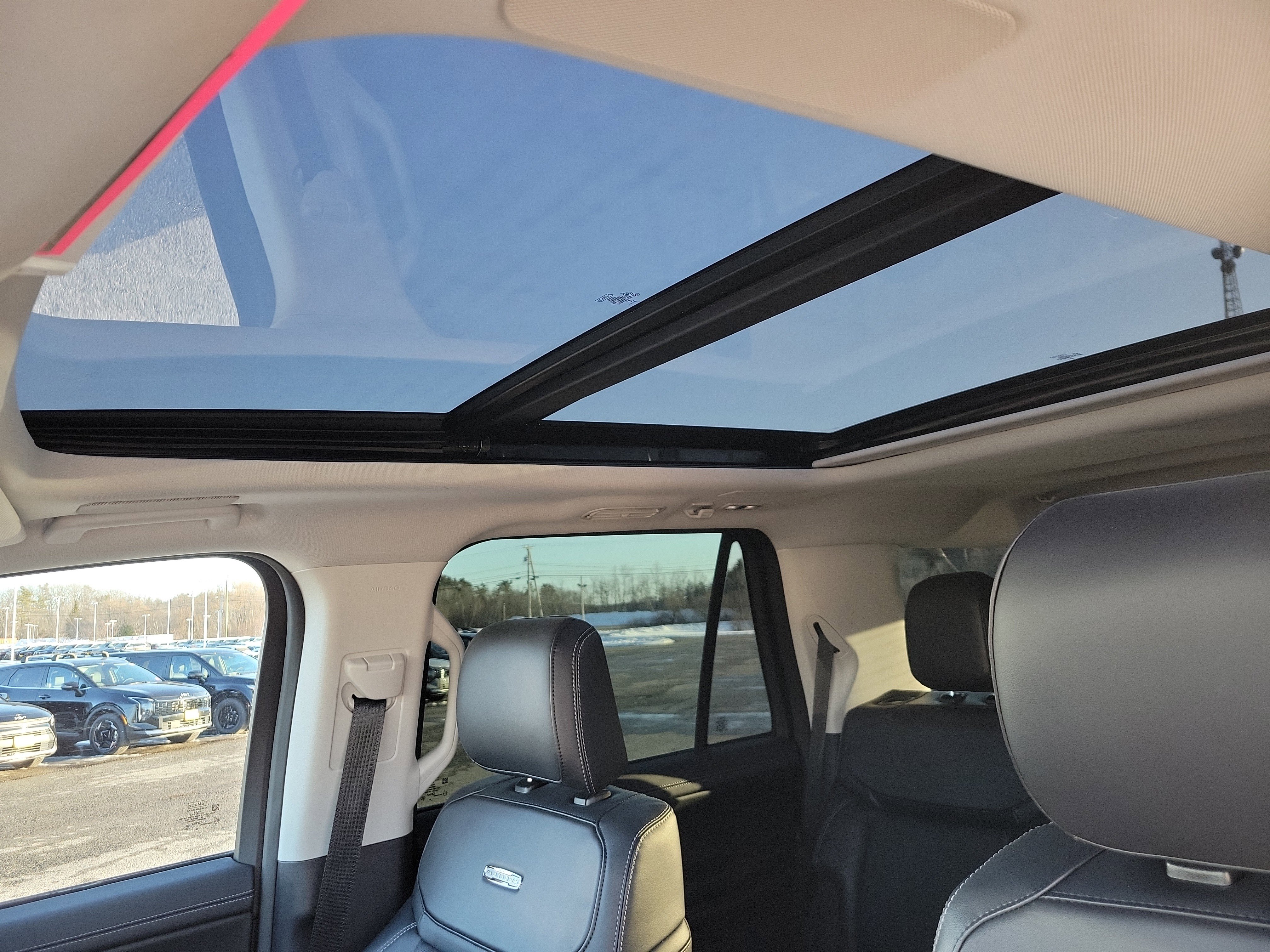 Used 2025 Ford Expedition Platinum w/ Driver's Package image 29