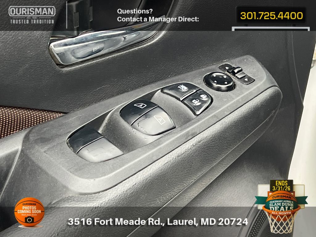 Used 2022 Nissan Kicks SR w/ Exterior Package image 8