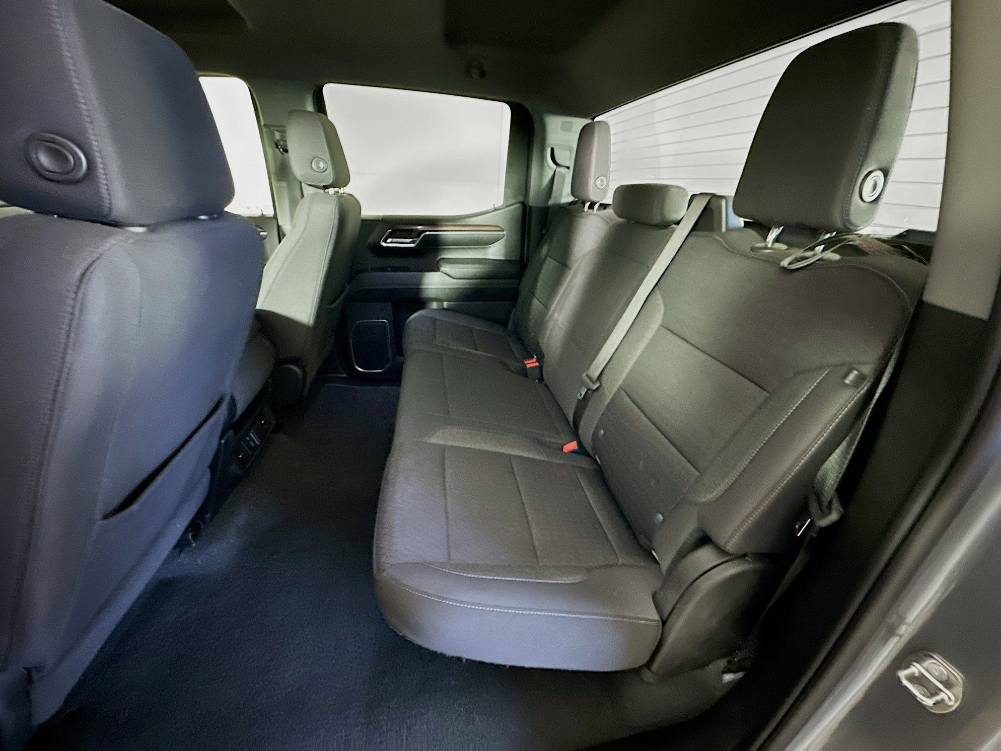 Used 2023 Chevrolet Silverado 1500 LT image 26