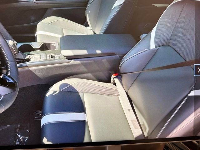 Used 2026 Toyota Camry SE FWD image 11